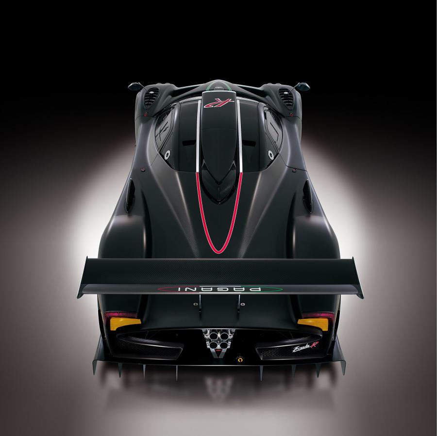  Pagani Zonda R 2009 года  (фото 15 из 73)